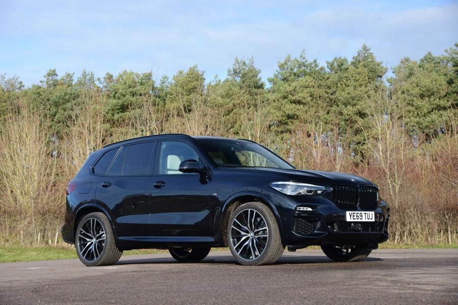  BMW X5 xDrive45e iPerformance M Sport (G05) 2019 года  (UK) (фото 1 из 17)